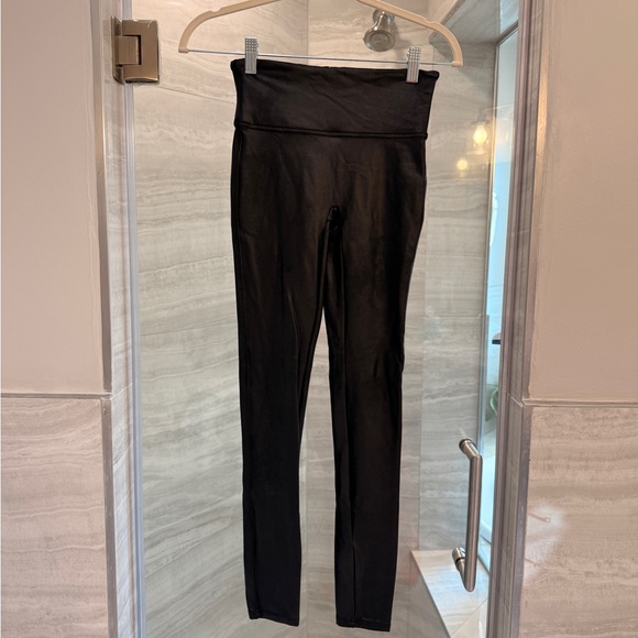 Spanx Faux Leather Leggings - Picture 6 of 8